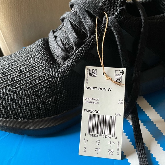 Brand NEW Adidas Swift Run Shoes NEVER WORN. Comes with Box. All Black. - Picture 5 of 6
